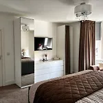 Holdsworth House *