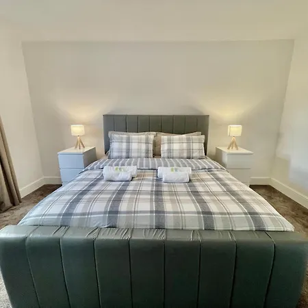 Apartment Holdsworth House *