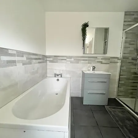 Apartment Holdsworth House Leeds (West Yorkshire)